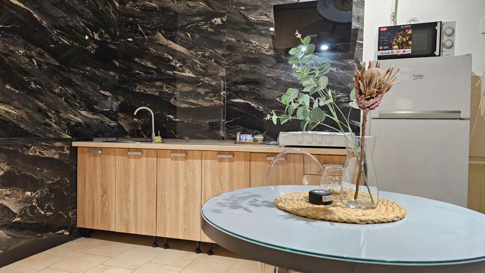 Black Room Apartment Mukaçeve Dış mekan fotoğraf