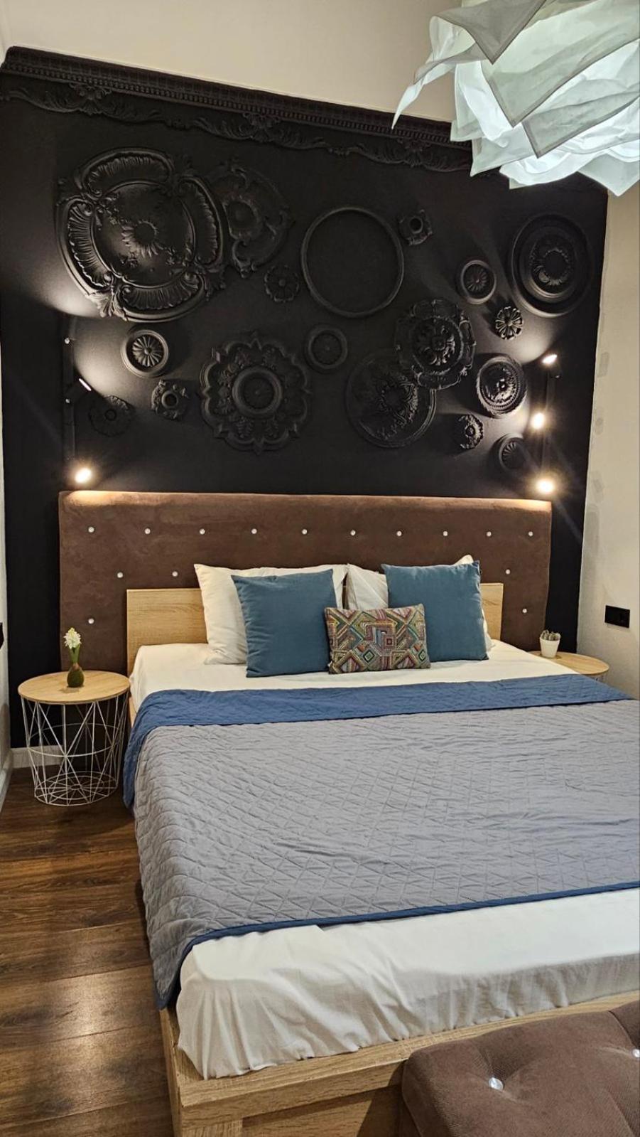 Black Room Apartment Mukaçeve Dış mekan fotoğraf